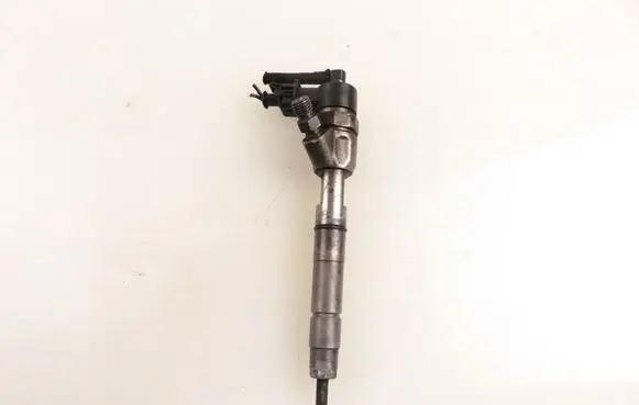 Fuel injector