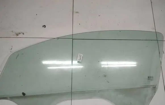 Opel Corsa D Front door window glass four-door AS2
