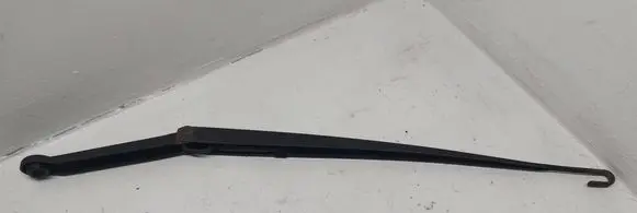 BMW 3 E46 Front wiper blade arm 61617007128