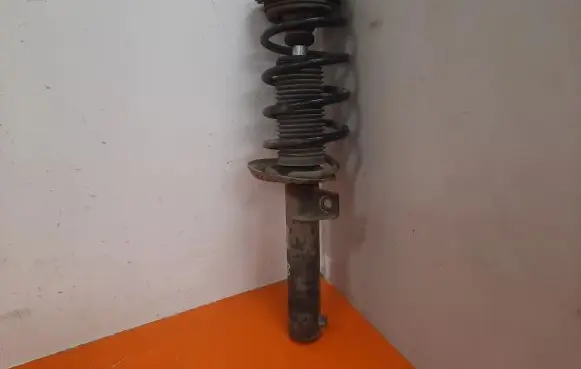 Volkswagen PASSAT B6 Front shock absorber with coil spring 3C0413031AA