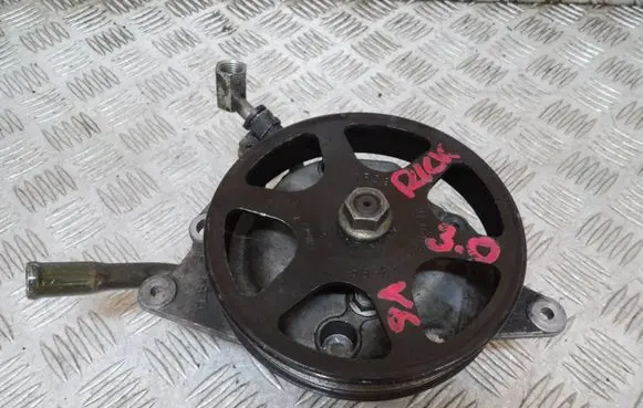 Ford Maverick Power steering pump YL843D639BD