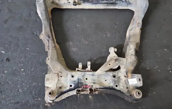 Nissan X-Trail T31 Front axle beam IMPRK1374651