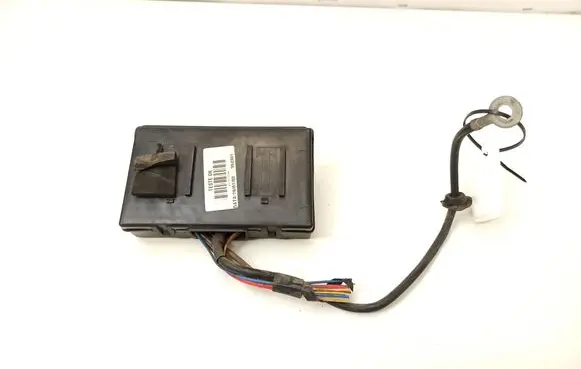 Peugeot 307 Relay mounting block 9632229480