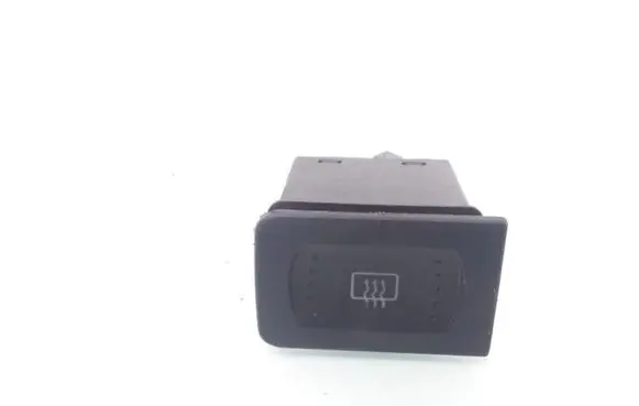 Volkswagen Golf IV Windscreen/window heater switch