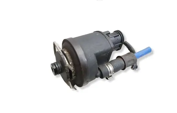 BMW 1 E82 E88 Fuel filter heater 7801209 2202102034