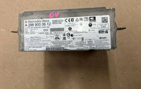 Mercedes-Benz EQS X296 Radio/GPS head unit trim A2969000612