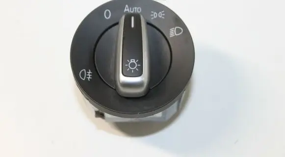 Volkswagen Touran II Light switch 3C8941431