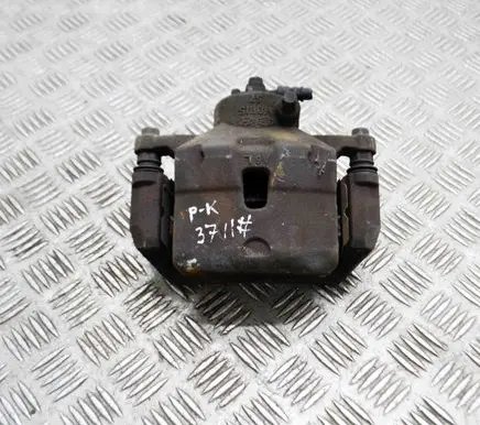 Hyundai i30 Front brake caliper