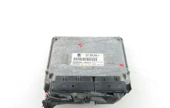 Skoda Fabia Mk1 (6Y) Engine control unit/module 5WP4018112 047906033J
