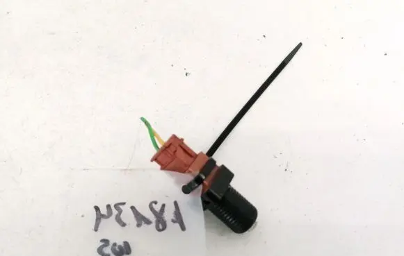 Peugeot 406 Brake pedal sensor switch