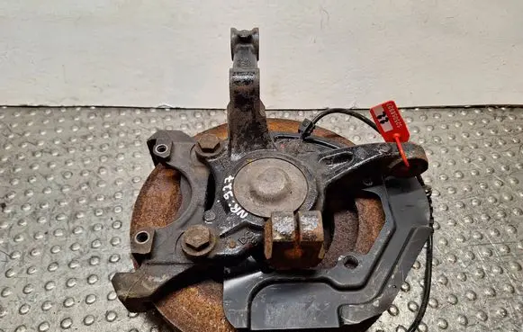 Renault Twingo III Front wheel hub spindle knuckle S25056927 400157575R