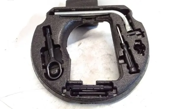 Audi A6 S6 C7 4G Tool set 4G0012109A