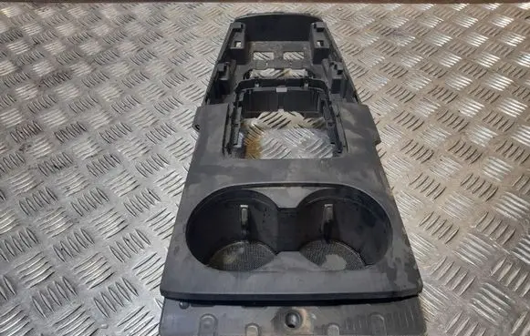 Audi A3 S3 8V Other center console (tunnel) element 8V1864261A