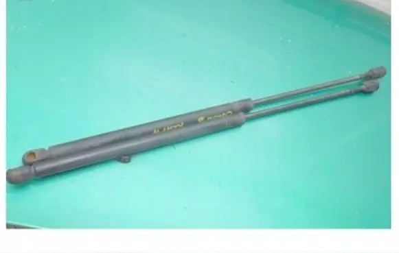 Opel Corsa B Tailgate strut 