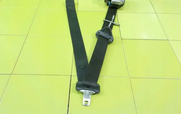 Renault Megane III Front seatbelt PRZOD BEZPIECZENSTWA