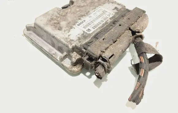 Opel Zafira A Engine control unit/module 24417169 0281010268