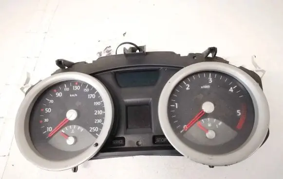 Renault Megane II Speedometer (instrument cluster) 8200399700