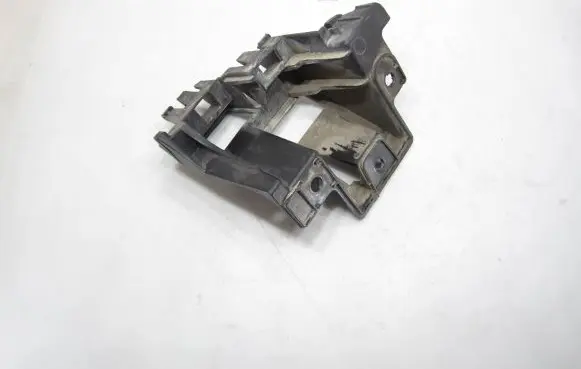 Volkswagen Jetta VI Bumper support mounting bracket corner 5C6807393A