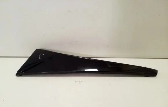 Skoda Kamiq Tailgate/trunk side cover trim 658827931B