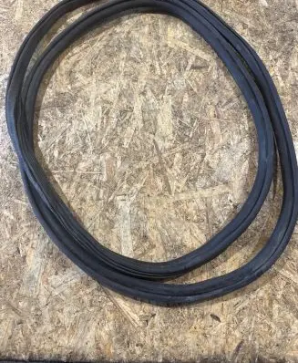 Porsche Macan (95B) Trunk rubber seal (body) 95B827705D
