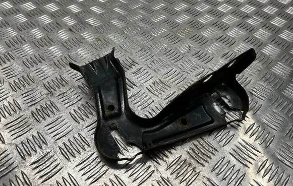 Skoda Octavia Mk2 (1Z) Headlight/headlamp mounting bracket 1Z0805071A