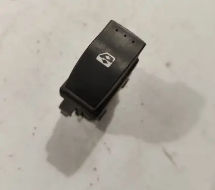 Renault Megane II Electric window control switch 315024A