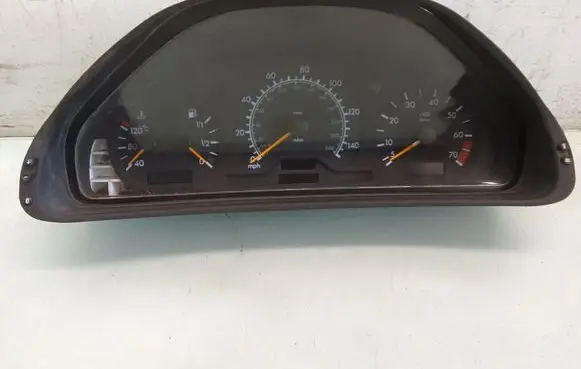 Mercedes-Benz E W210 Speedometer (instrument cluster) 87001345