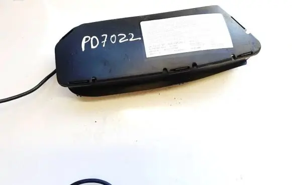 Volkswagen Polo IV 9N3 Seat back rest lock catch 6q4880242j
