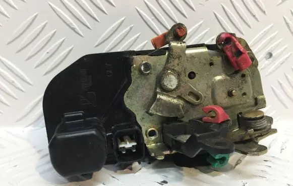 Jeep Grand Cherokee (WJ) Front door lock