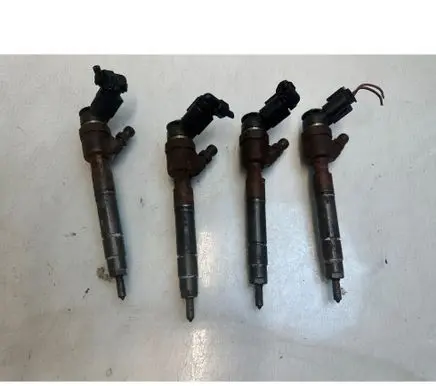 Mercedes-Benz A W169 Fuel injector A6400700787 4640076