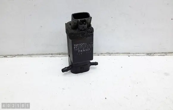 Toyota Corolla Verso E121 Windscreen/windshield washer pump 0602103900