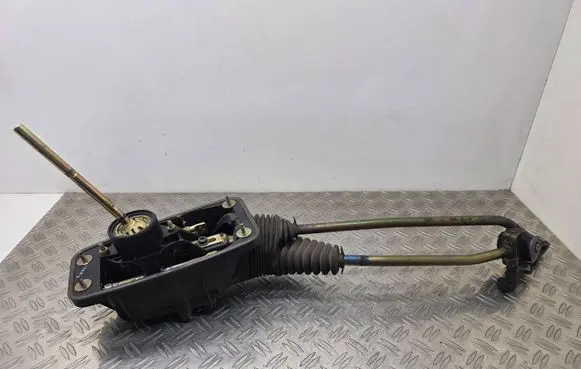 Audi A4 S4 B7 8E 8H Gear shifter/selector 8E0711025Q 8E0711613C 4F0711025