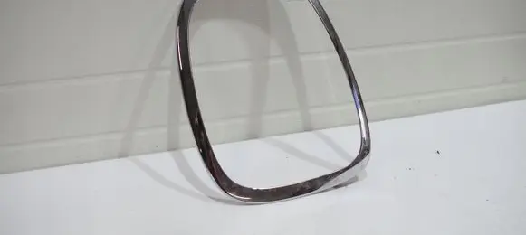 Mini One - Cooper F56 F55 Rear/tail light trim molding 8495331
