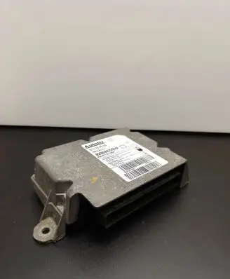 Renault Master III Airbag control unit/module 8200942209A 611136500 611131100A