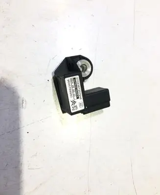 Peugeot 307 CC Airbag deployment crash/impact sensor 9646768980