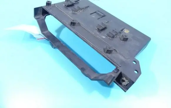 Other engine bay part