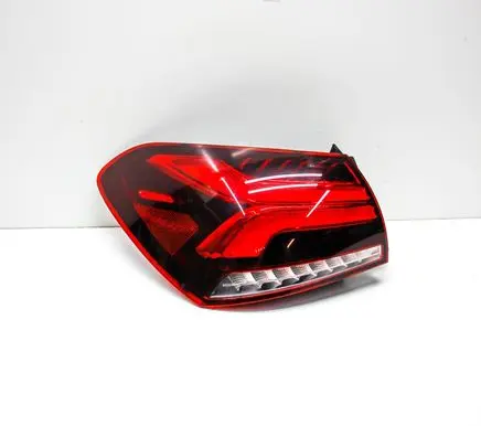 Rear/tail lights
