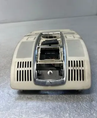 Audi A6 S6 C6 4F Front door interior light 4f0951177