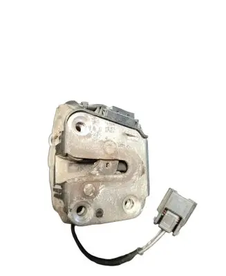 Renault Master III Rear door lock 8200661170