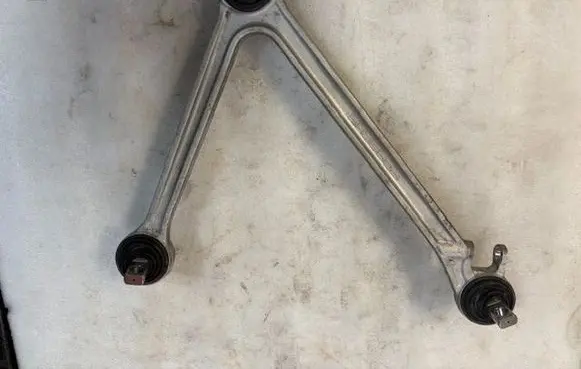 Porsche Carrera GT Front control arm 98033124300