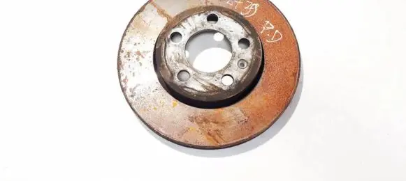 Skoda Fabia Mk2 (5J) Front brake disc ventiliuojamas