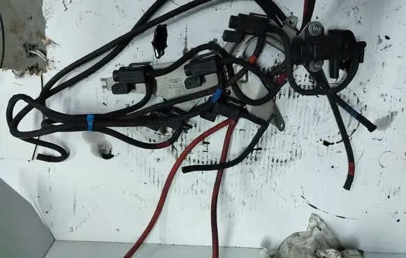 BMW 5 F10 F11 Turbo solenoid valve 85093237810831