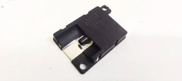 BMW X3 E83 Antenna control unit 8450692846103 84506928461-03