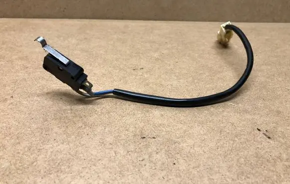 Toyota Corolla E120 E130 Sensor D2MV01L131C3