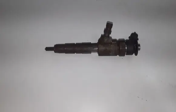Ford Focus Fuel injector CV6Q9F593AA