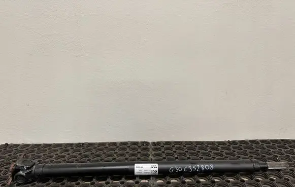 BMW 5 G30 G31 G38 Front prop shaft 9452673
