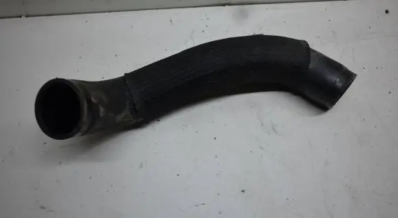 Intercooler hose/pipe