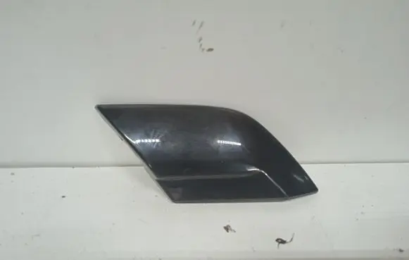 Volkswagen Tiguan Front tow hook cap/cover 5NA807241A