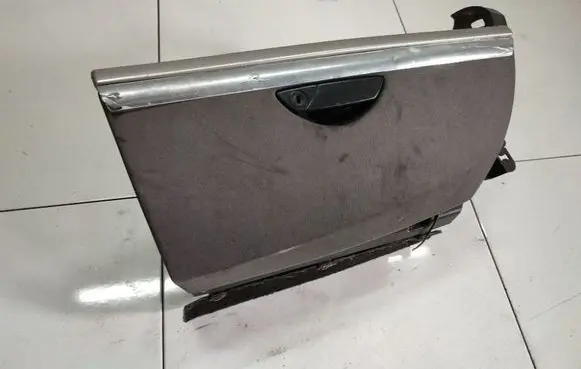 Peugeot 807 Glove box 148410407