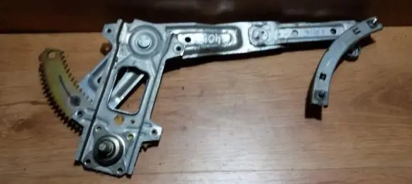 Subaru Legacy Sliding door window regulator with motor